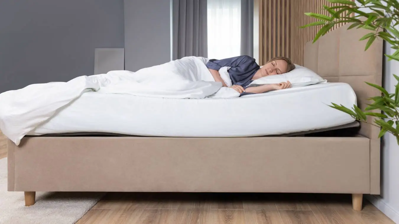 Мягкая кровать Tess Ergo (3 кат. ткани) + матрас Ergo Adaptive Hard с высоким изголовьем Askona фотография товара - 12 - большое изображение